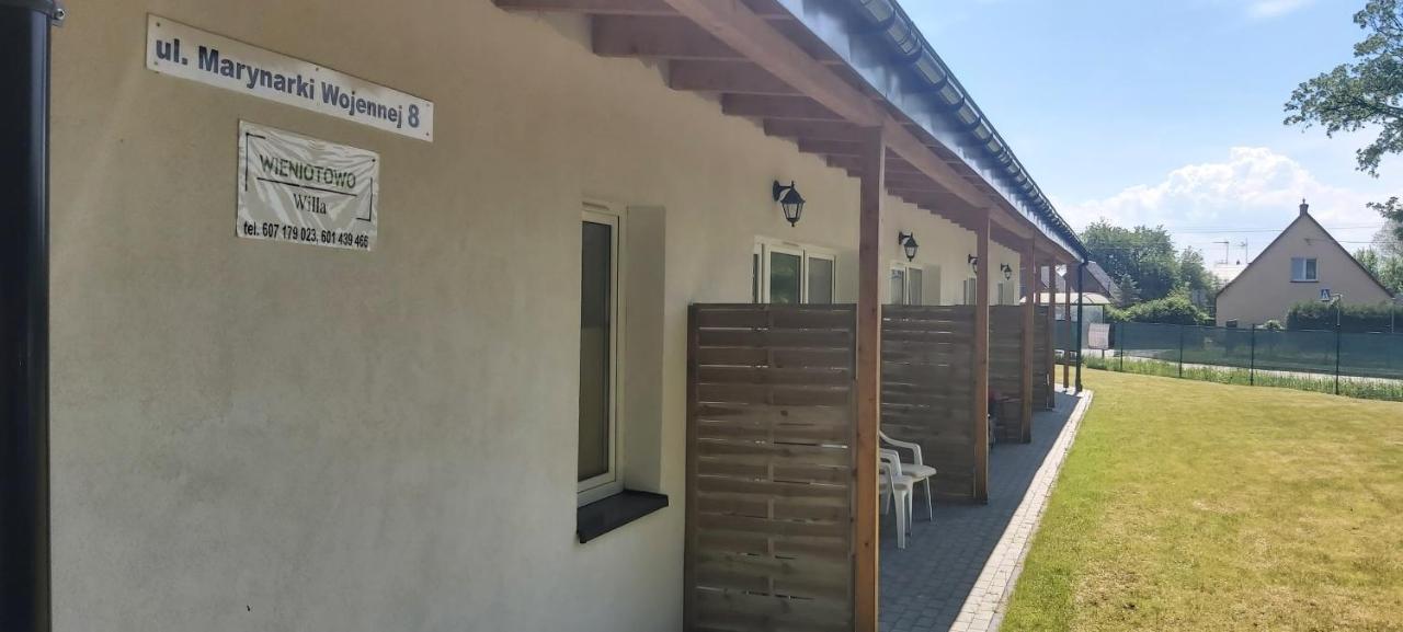 Willa Wieniotowo Apartamenty Przy Lesie I Plazy Ap Am Wald Und Strand Ustronie Morskie Exteriör bild